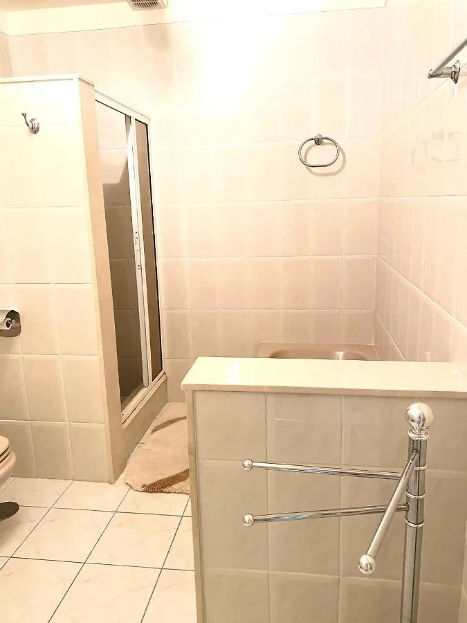 Ocean Pearl: Luxury Beachside Villa with Sea View in Los Gigantes Acantilado de los Gigantes