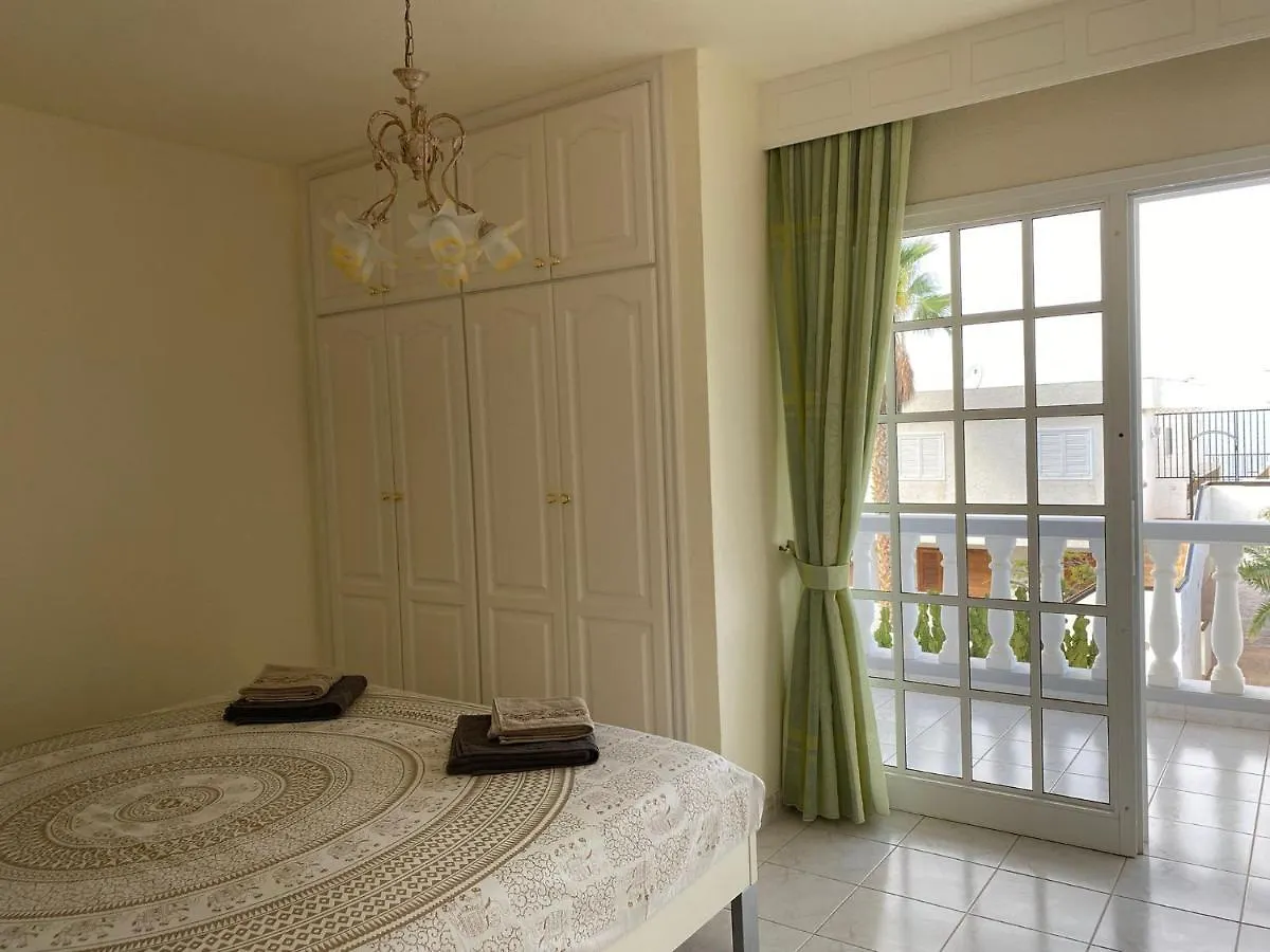 Ocean Pearl: Luxury Beachside Villa with Sea View in Los Gigantes Acantilado de los Gigantes Apartment