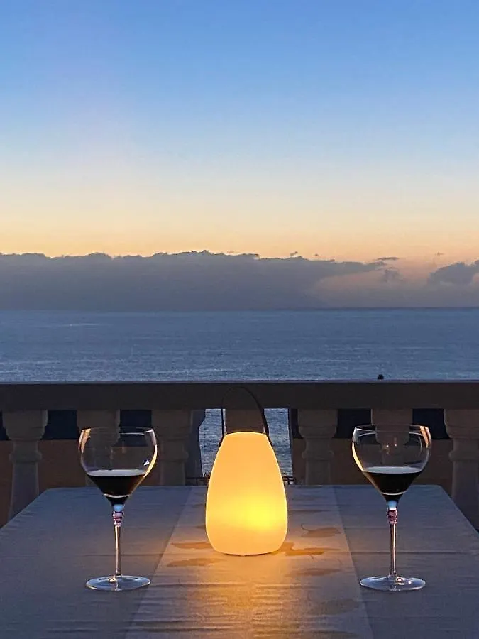 Ocean Pearl: Luxury Beachside Villa with Sea View in Los Gigantes Acantilado de los Gigantes Apartment