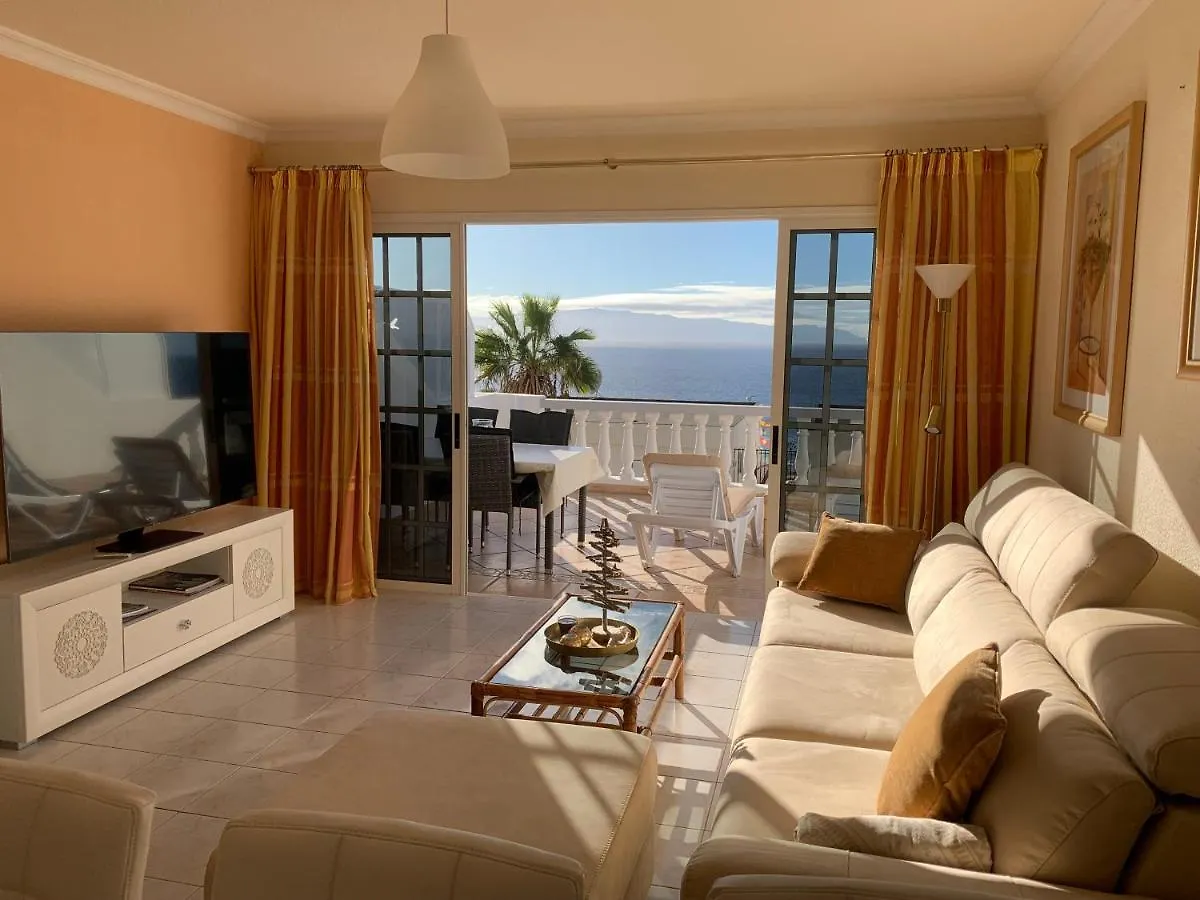 Ocean Pearl: Luxury Beachside Villa with Sea View in Los Gigantes Acantilado de los Gigantes 0*,