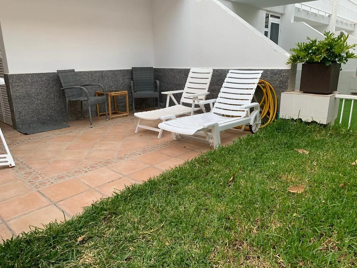 Apartment Ocean Pearl: Luxury Beachside Villa with Sea View in Los Gigantes Acantilado de los Gigantes